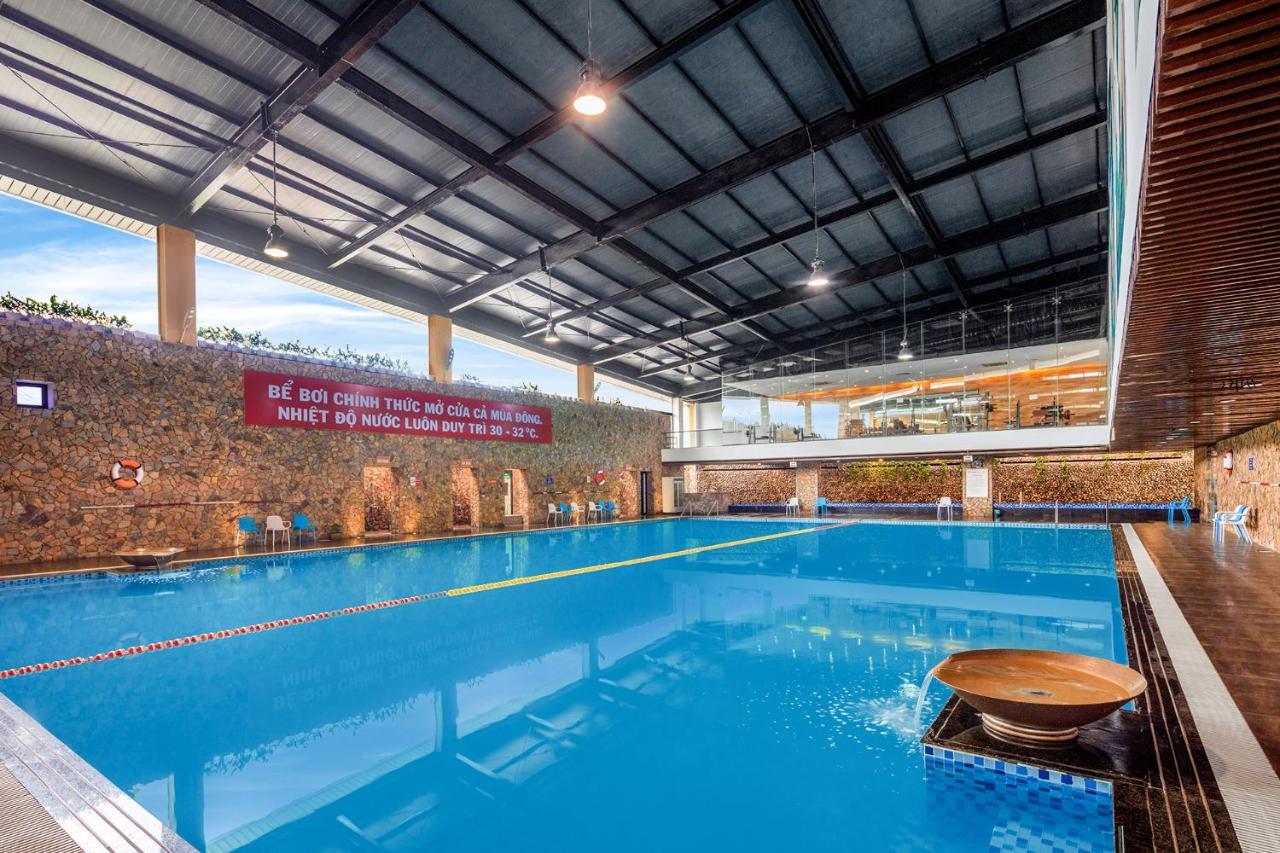 Ravatel Luxury Hotel Bac Giang Exterior foto